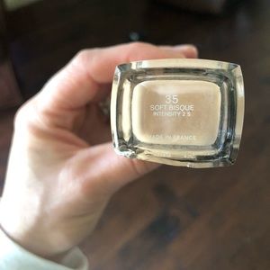 CHANEL Makeup - Chanel Vitalumiere foundation # 35 CHANEL Makeup - Chanel Vitalumiere foundation # 35